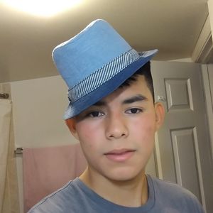 Meet your Posher, Denny